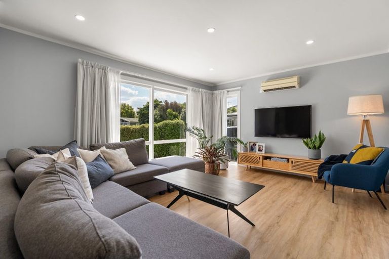 Photo of property in 12 Erika Place, Fairview Downs, Hamilton, 3214