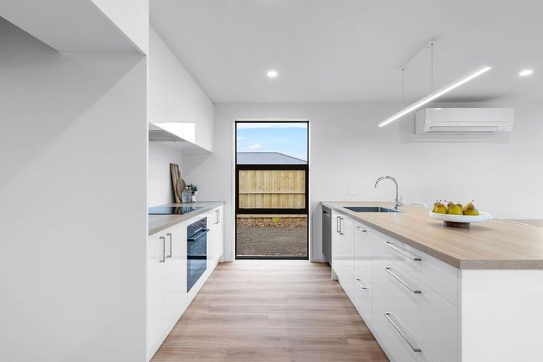 Photo of property in 25 Herridge Street, Woodend, 7691