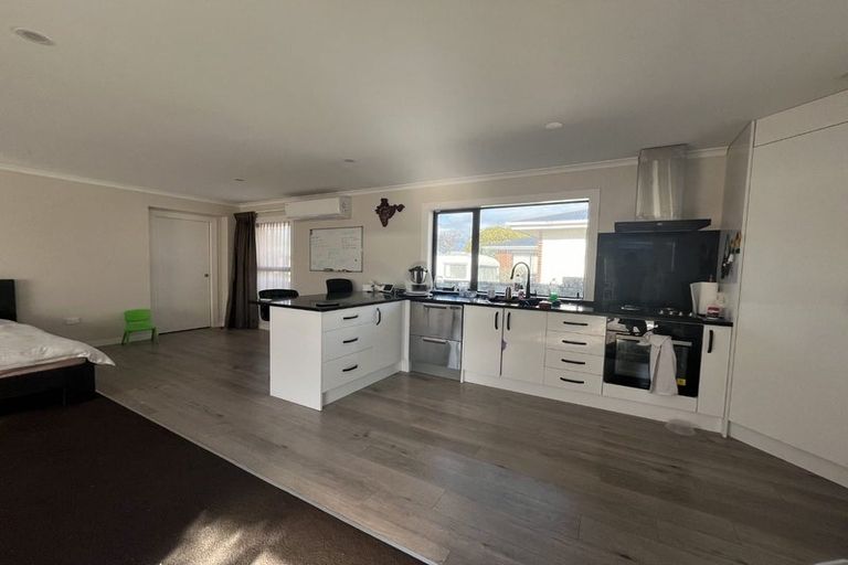 Photo of property in 12 Paterson Street, Grasmere, Invercargill, 9810