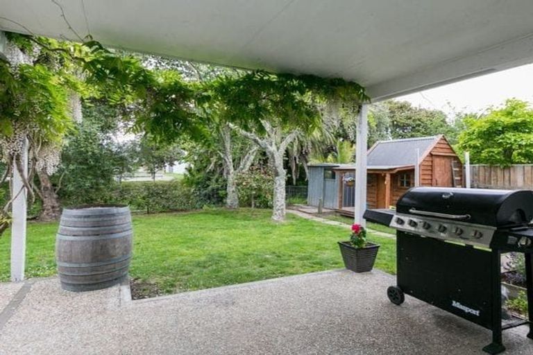 Photo of property in 16 Ngarimu Crescent, Taradale, Napier, 4112