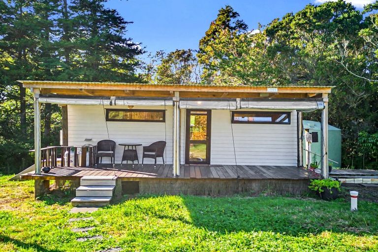 Photo of property in 1261 Frankley Road, Hurworth, New Plymouth, 4371