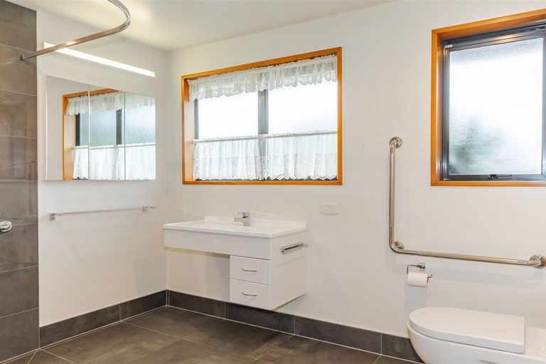 Photo of property in 86a Queen Street, Westport, 7825