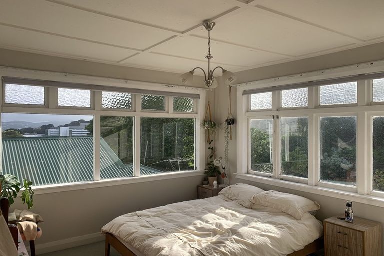 Photo of property in 335 Adelaide Road, Newtown, Wellington, 6021