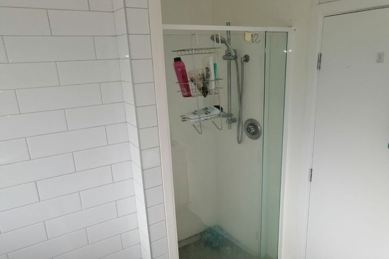 Photo of property in 8 Christchurch Crescent, Kelson, Lower Hutt, 5010