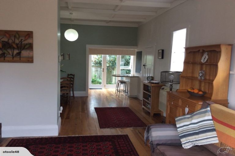 Photo of property in 81a Wordsworth Street, Leamington, Cambridge, 3432