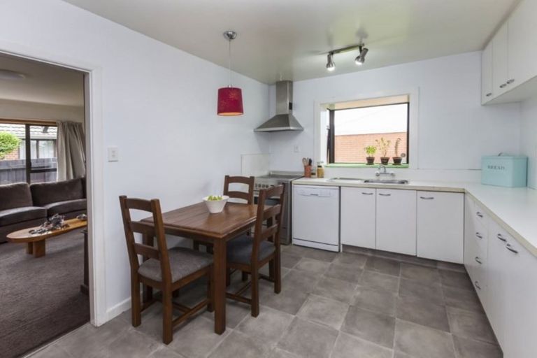 Photo of property in 112 Philpotts Road, Mairehau, Christchurch, 8052