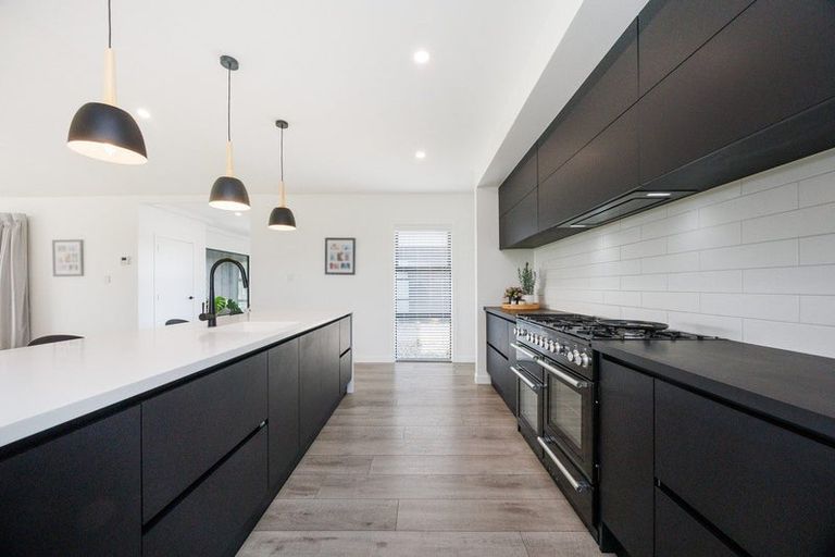 Photo of property in 2 Mataki Lane, Halcombe, 4779