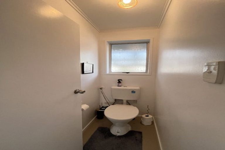 Photo of property in 2/10 Mayville Avenue, New Lynn, Auckland, 0600