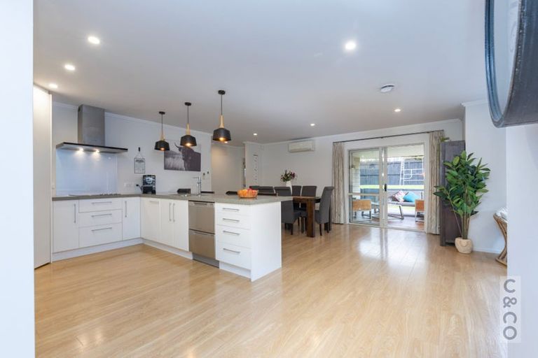 Photo of property in 38 Maude Street, Riverhead, 0820