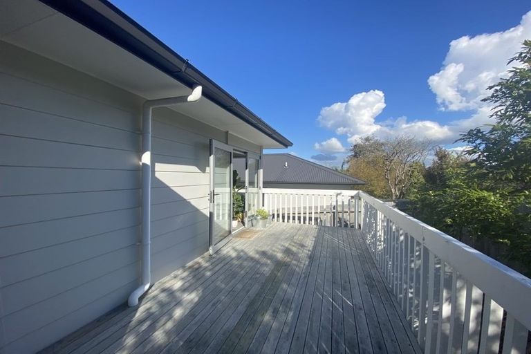 Photo of property in 380 East Coast Road, Sunnynook, Auckland, 0630