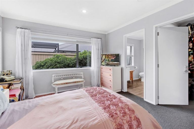 Photo of property in 18 Sincock Place, Kaiapoi, 7630