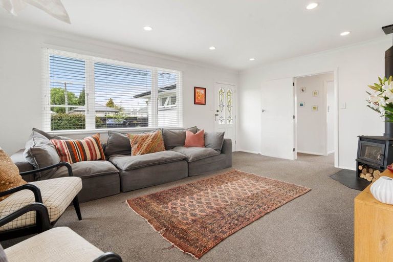 Photo of property in 25 Cambridge Terrace, Masterton, 5810