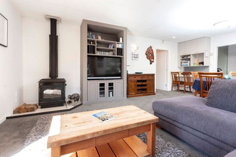 Photo of property in 7 Rollesby Street, Hoon Hay, Christchurch, 8025