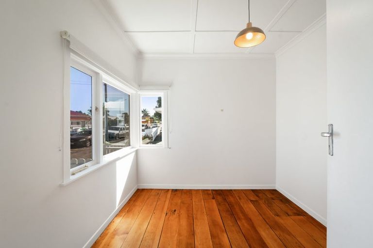Photo of property in 802 Pollen Street, Thames, 3500