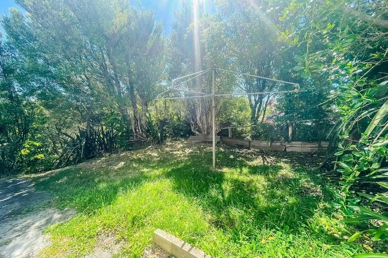 Photo of property in 82 Pembroke Road, Northland, Wellington, 6012