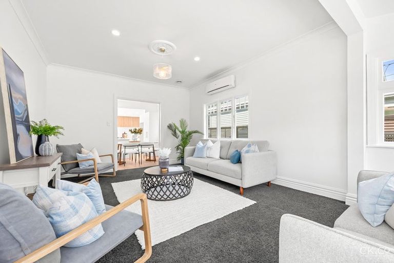 Photo of property in 62 Bell Road, Waiwhetu, Lower Hutt, 5010