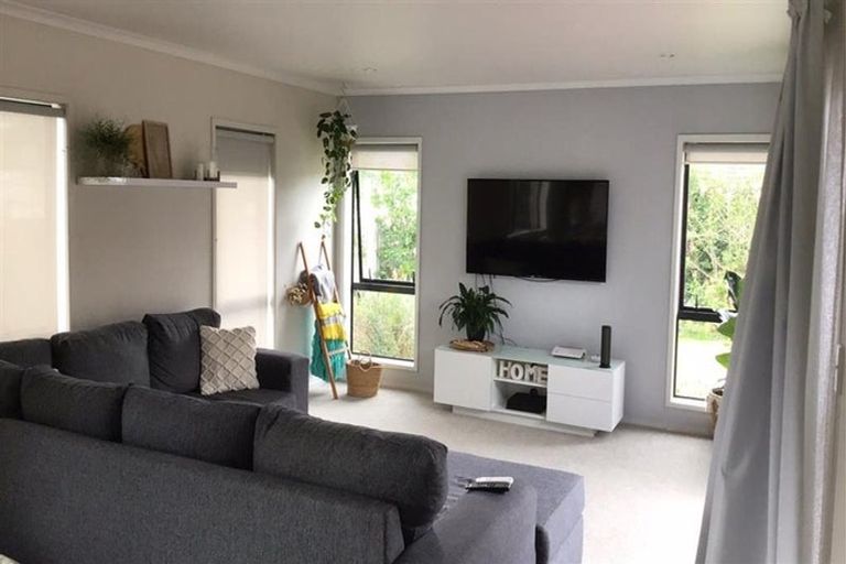 Photo of property in 355 One Tree Point Road, One Tree Point, 0118