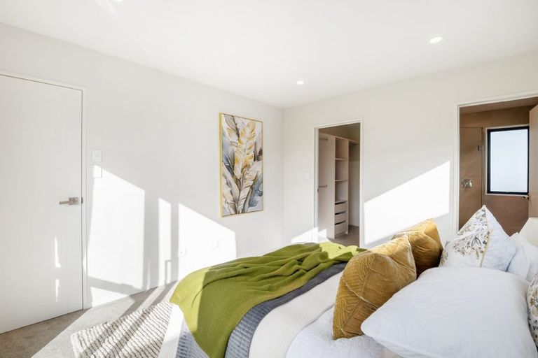 Photo of property in 21e Montgomery Avenue, Belmont, Auckland, 0622