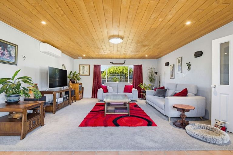 Photo of property in 11 Fishermans Drive, Coastlands, Whakatane, 3120