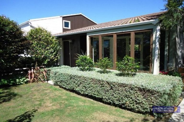 Photo of property in 12 Deloraine Street, Somerfield, Christchurch, 8024