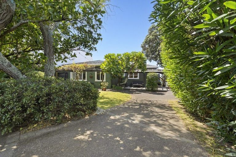 Photo of property in 20 Earnoch Avenue, Takapuna, Auckland, 0622