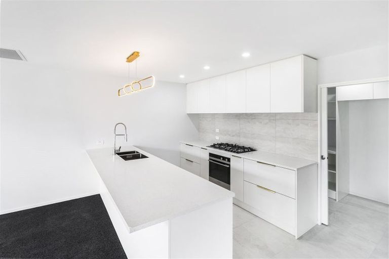 Photo of property in 15 Fountain Place, Rolleston, 7614