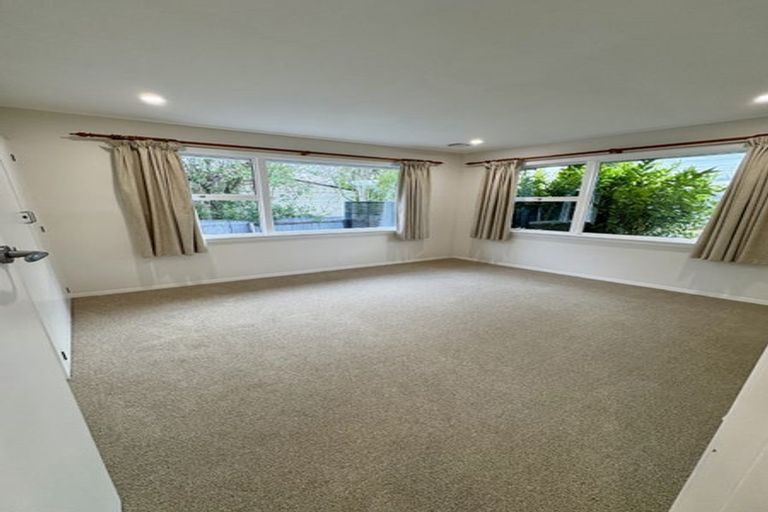 Photo of property in 80 Daniels Road, Redwood, Christchurch, 8051