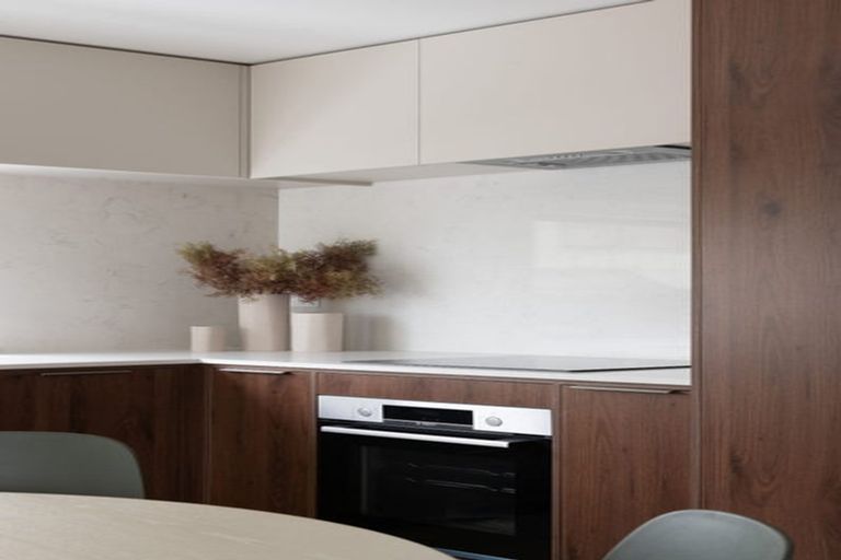 Photo of property in 16 Ridout Street, Maeroa, Hamilton, 3200