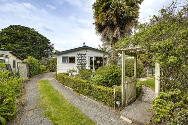 Photo of property in 13 Sheehan Street, Bay View, Napier, 4104