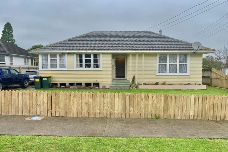 Photo of property in 8 Maire Street, Otaki, 5512