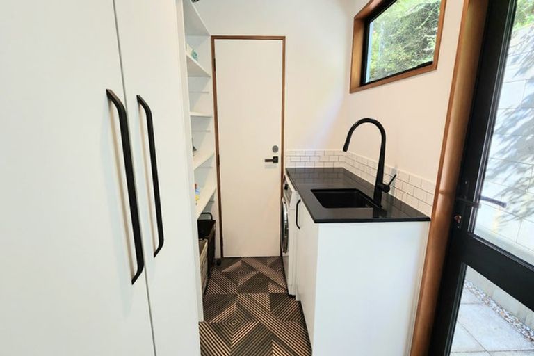 Photo of property in 2/169 Richmond Hill Road, Richmond Hill, Christchurch, 8081