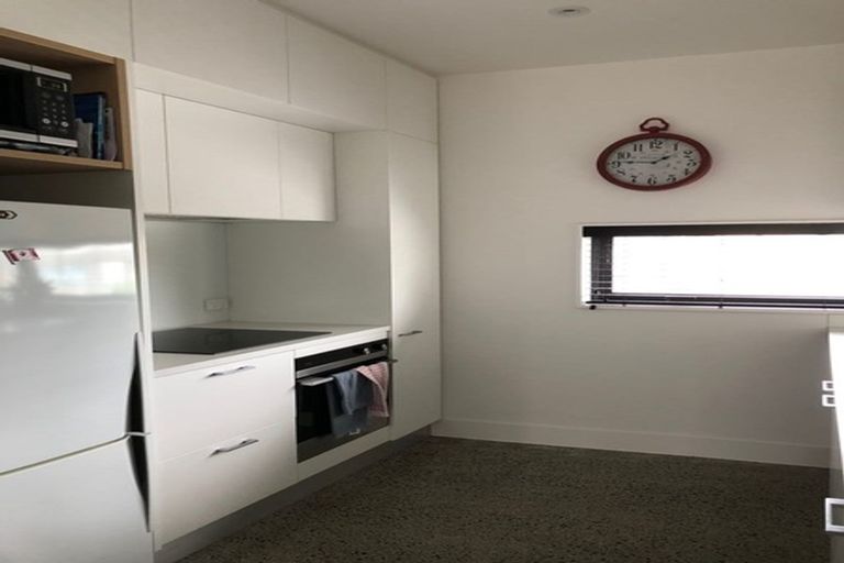 Photo of property in 234 Hobsonville Point Road, Hobsonville, Auckland, 0616