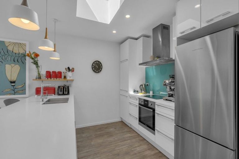 Photo of property in 372 Bower Avenue, North New Brighton, Christchurch, 8083