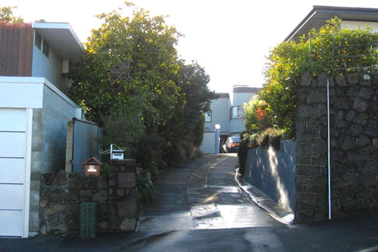 Photo of property in 73 Hackthorne Road, Cashmere, Christchurch, 8022