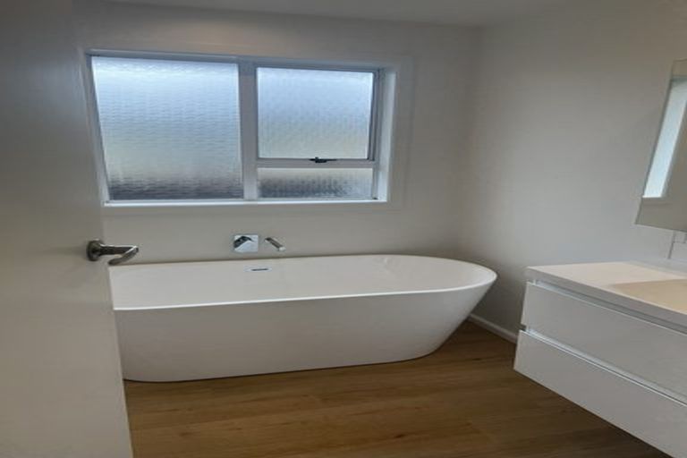 Photo of property in 16 Wingate Street, Redwood, Christchurch, 8051