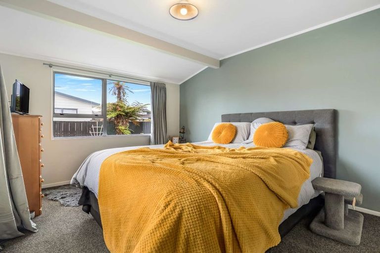 Photo of property in 2/6 Short Street, Papakura, 2110