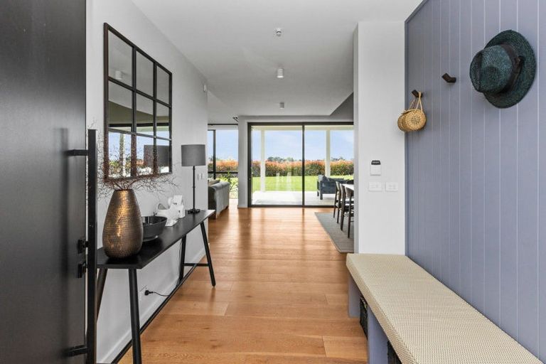 Photo of property in 20 Quarry Ridge, Poraiti, Napier, 4182