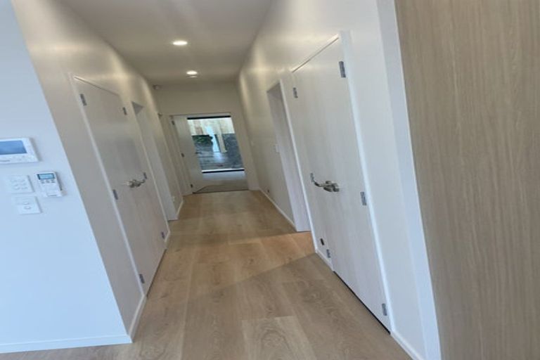 Photo of property in 7 Mata Road, Massey, Auckland, 0614