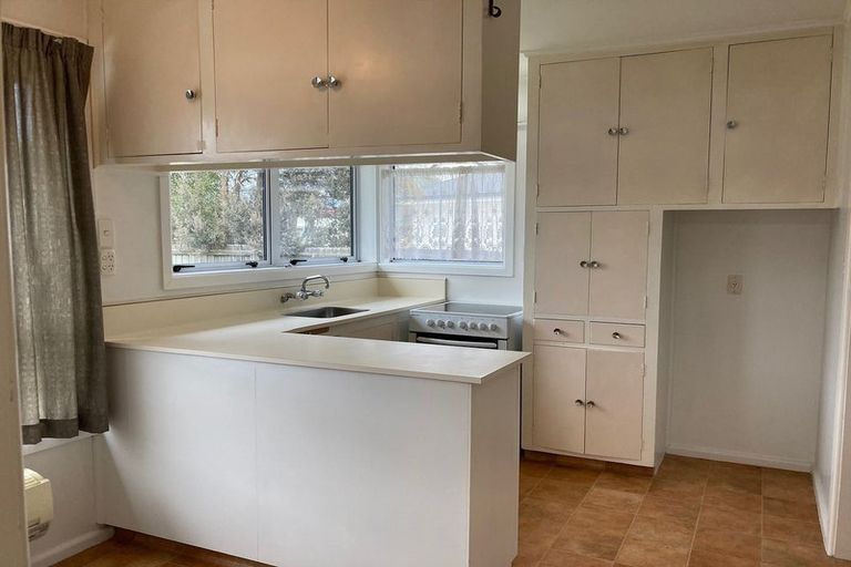 Photo of property in 2/82 Grahams Road, Burnside, Christchurch, 8041