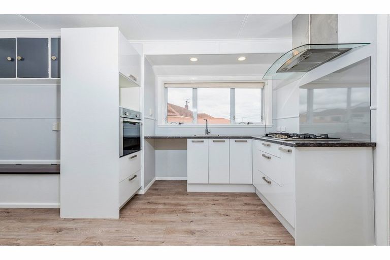 Photo of property in 1/23 Porchester Road, Papakura, 2110