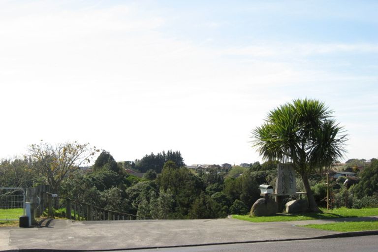 Photo of property in 142e Heta Road, Highlands Park, New Plymouth, 4312