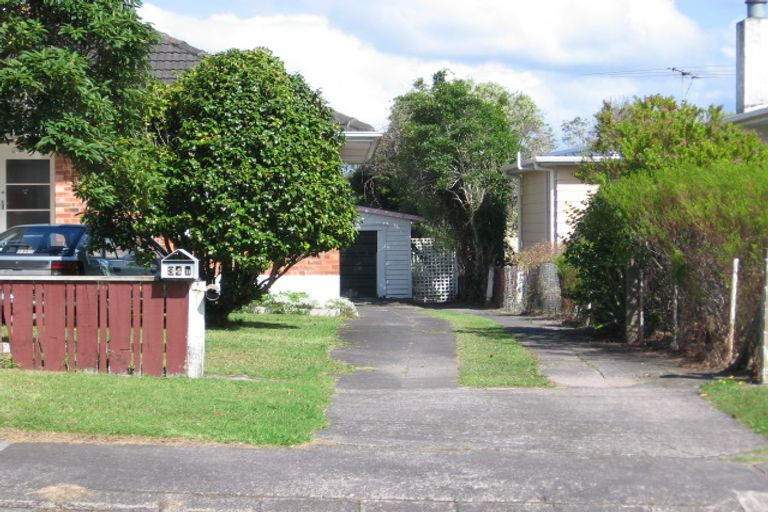 Photo of property in 34 Strid Road, Te Atatu South, Auckland, 0610