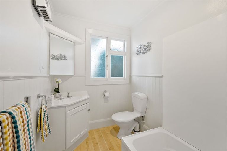 Photo of property in 99 Knowles Street, St Albans, Christchurch, 8052