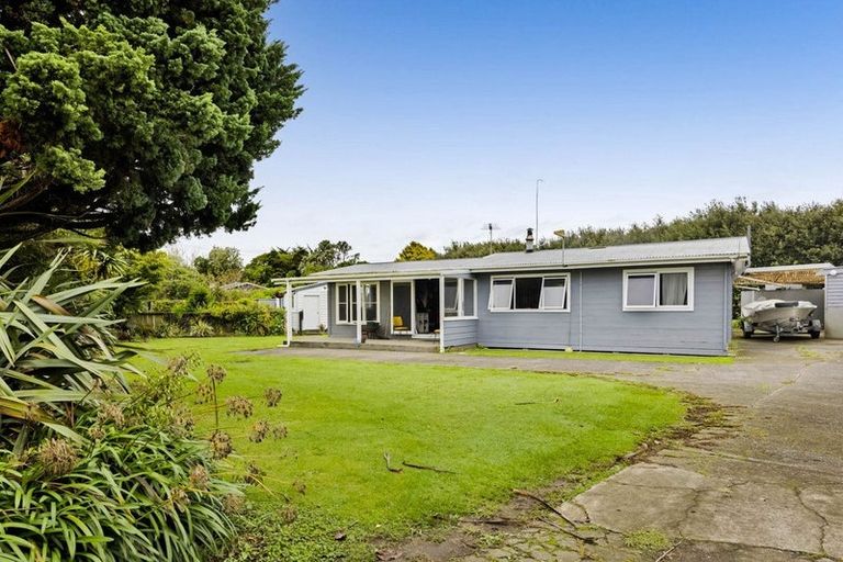 Photo of property in 2 Wood Street, Kakaramea, Patea, 4598