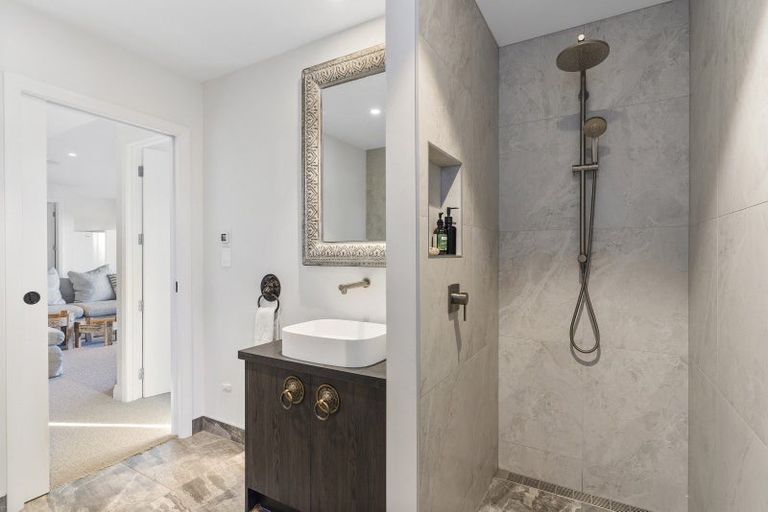 Photo of property in 139 Bruce Wallace Place, Whangamata, 3620