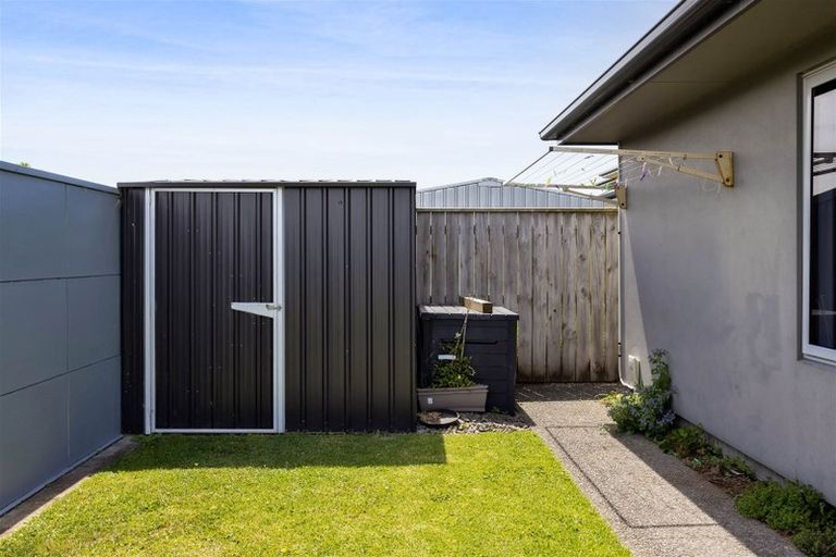 Photo of property in 1 Ta Paora Drive, Bell Block, New Plymouth, 4312