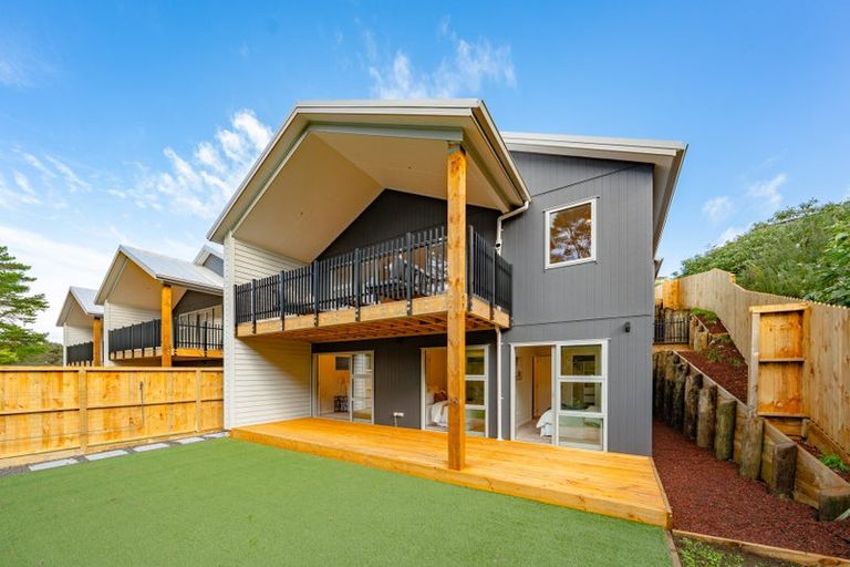 Photo of property in 41c Chamberlain Road, Massey, Auckland, 0614