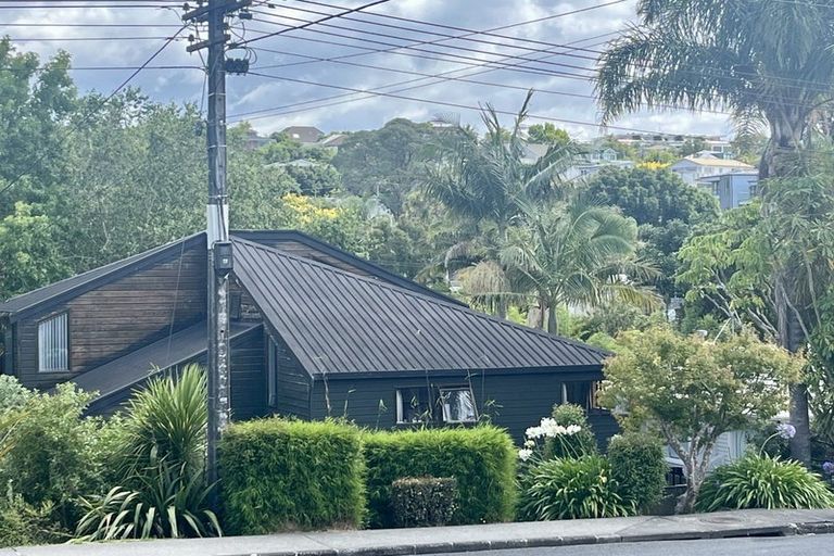 Photo of property in 2/69 Saddleback Rise, Murrays Bay, Auckland, 0630