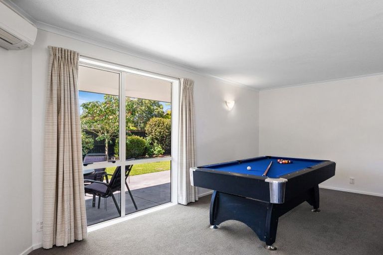 Photo of property in 42 Welsford Street, Woodend, 7610