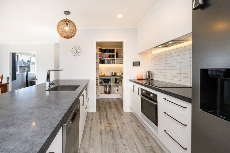 Photo of property in 6 Monarch Drive, Ashhurst, 4810